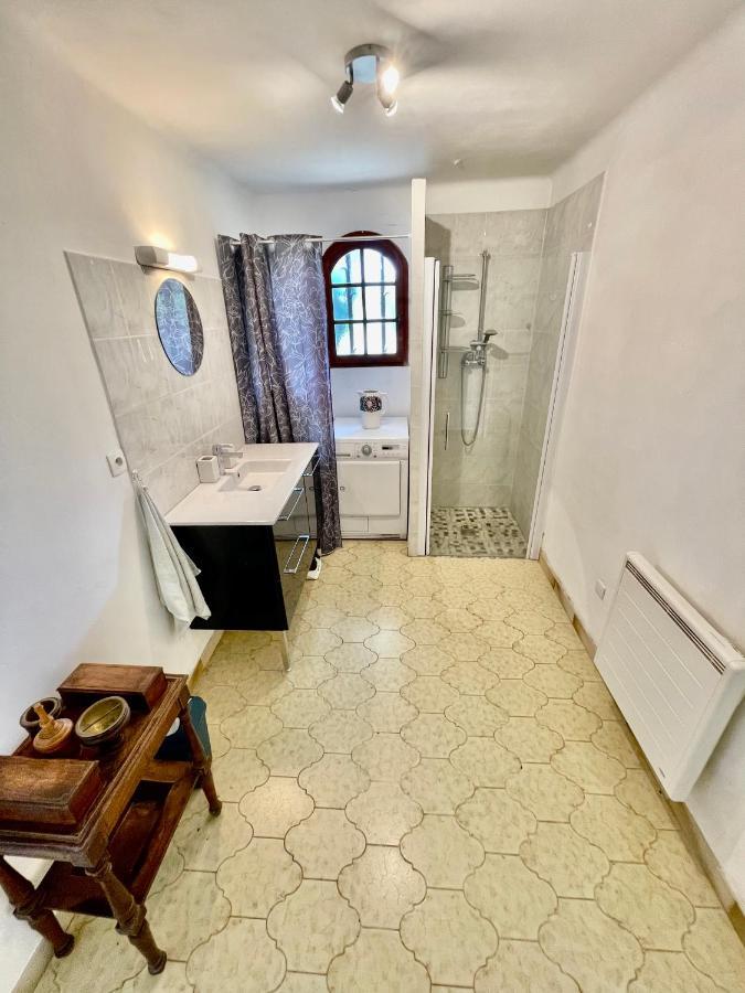 Maison En Provence Avec Piscine Ле-Боссе Экстерьер фото