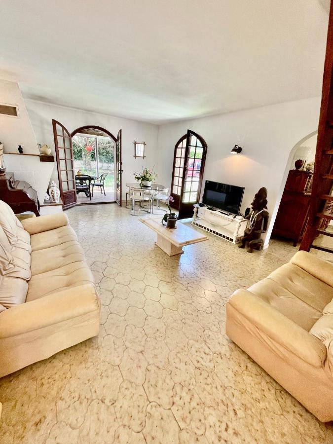 Maison En Provence Avec Piscine Ле-Боссе Экстерьер фото