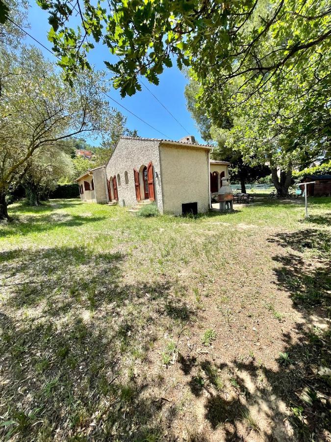Maison En Provence Avec Piscine Ле-Боссе Экстерьер фото
